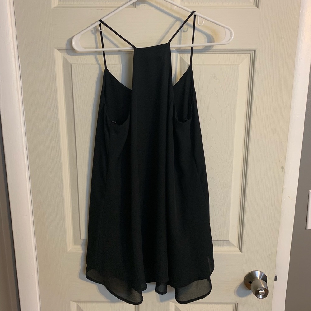 BLACK TANK TOP